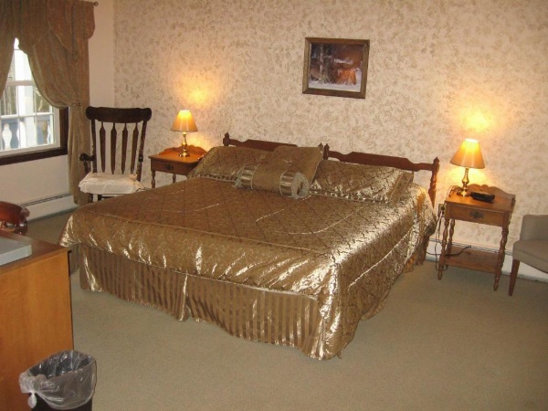 Big Bears Lodge image 10