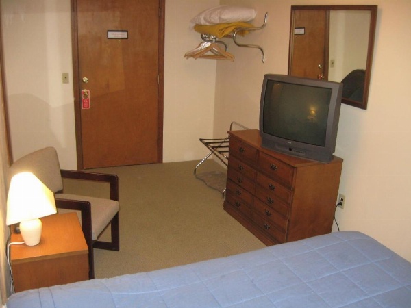 Big Bears Lodge image 14