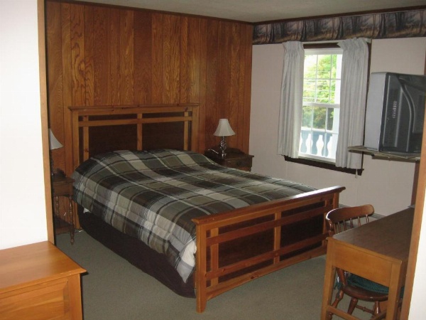 Big Bears Lodge image 21