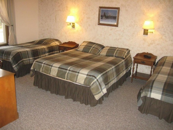 Big Bears Lodge image 22