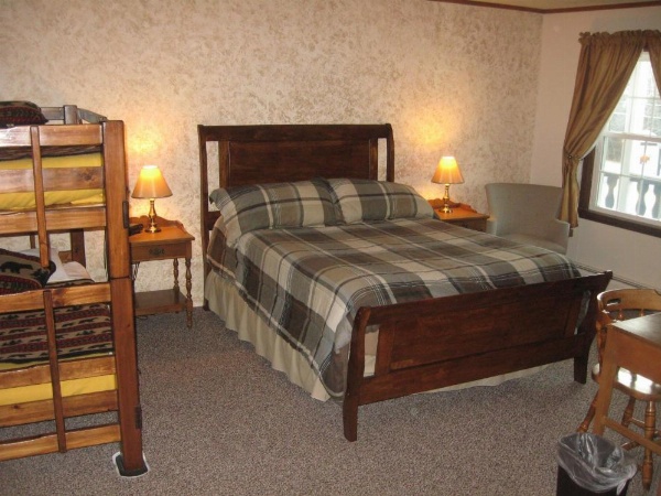 Big Bears Lodge image 23