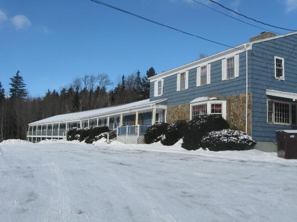 Big Bears Lodge image 3